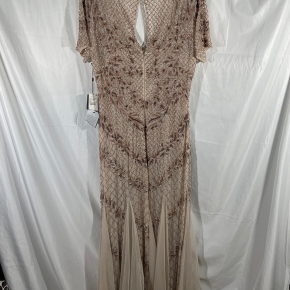 NEW Adrianna Papell Floral Beaded‎ Mesh Mermaid Gown in Biscotti [SZ 8 ] - Picture 7 of 9